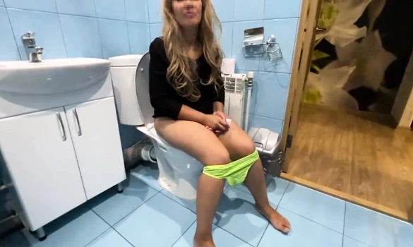 Анальный секс жены с большой попой и мужа с большим членом