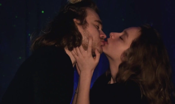 Русская пара занимается только страстным сексом и реально любит друг друга